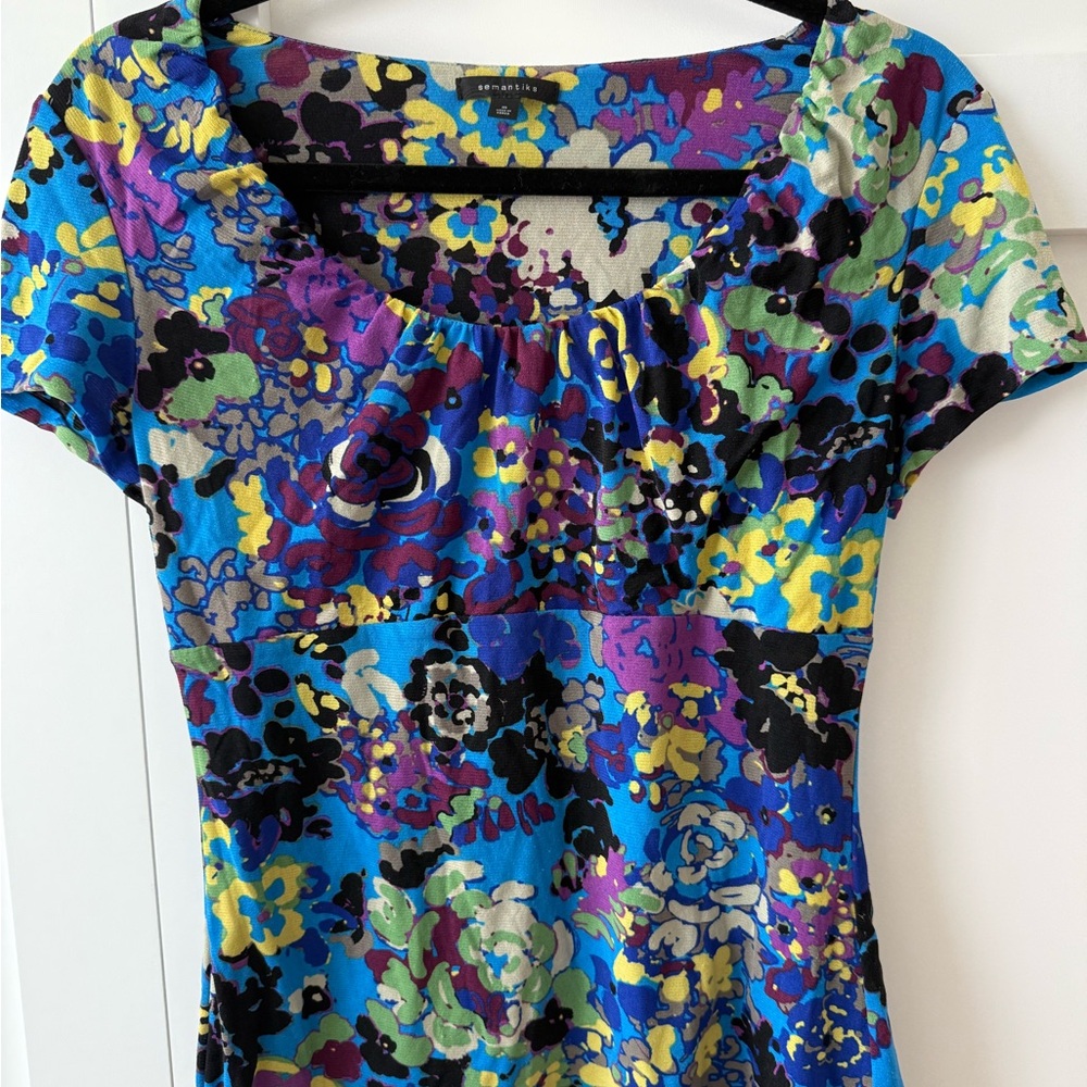Semantiks Y2k Blue and Purple Floral Short Sleeve Blouse